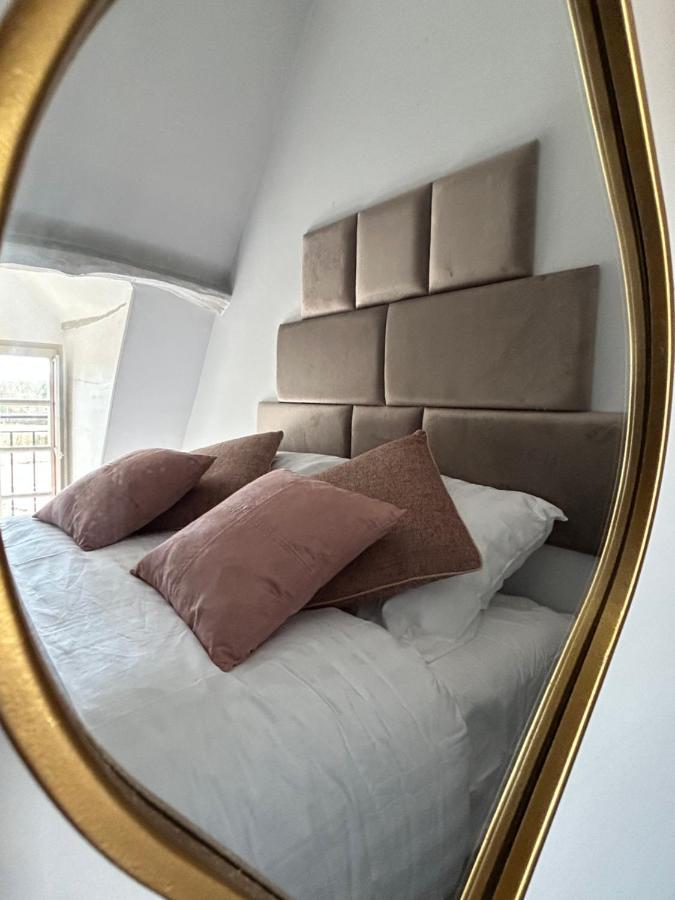 Demeure Du Vallon - Chambres D'Hotes De Charme Azerat Dış mekan fotoğraf