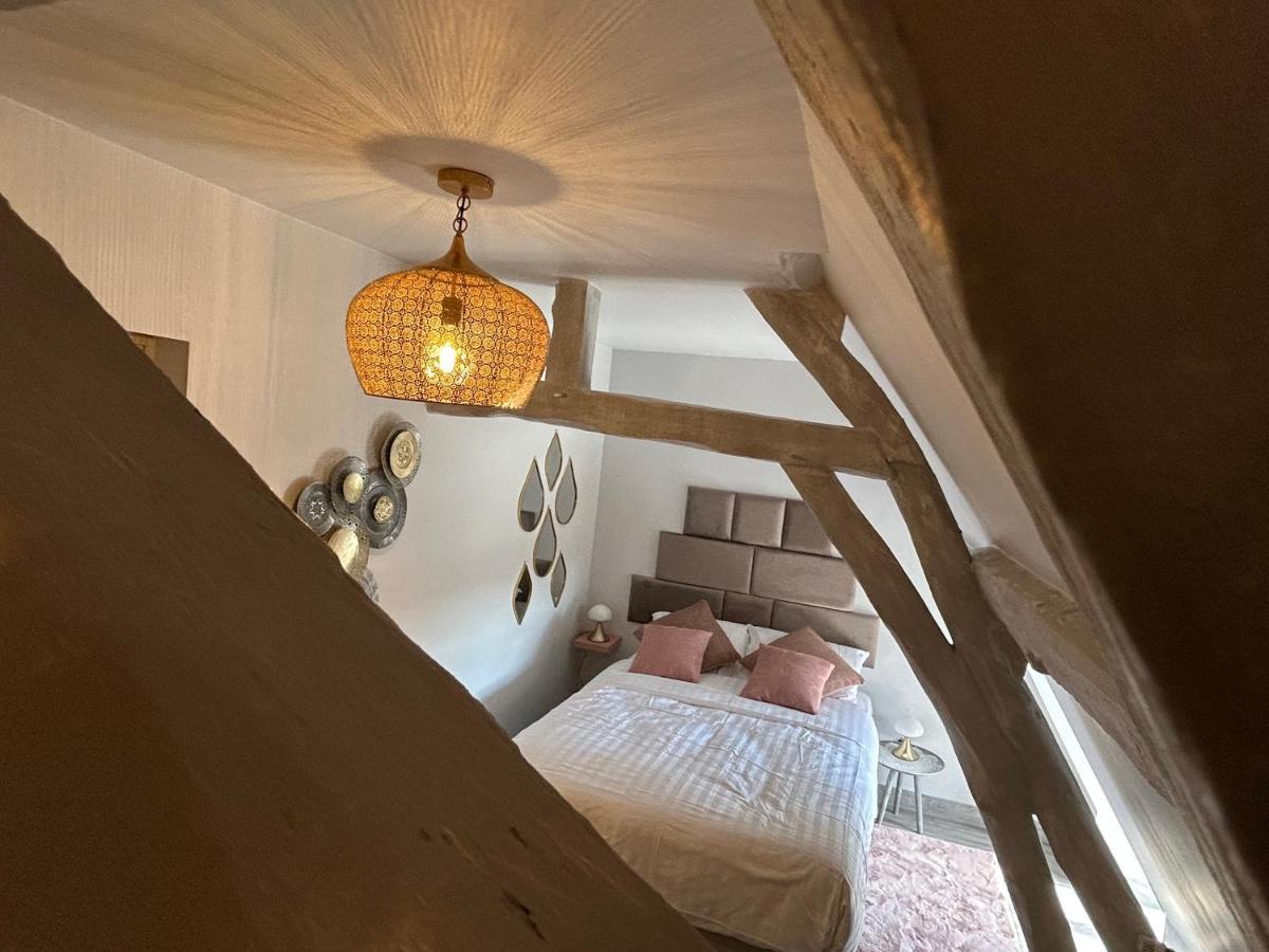 Demeure Du Vallon - Chambres D'Hotes De Charme Azerat Dış mekan fotoğraf