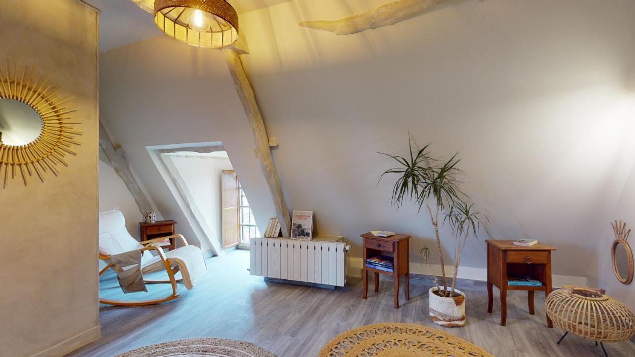 Demeure Du Vallon - Chambres D'Hotes De Charme Azerat Dış mekan fotoğraf
