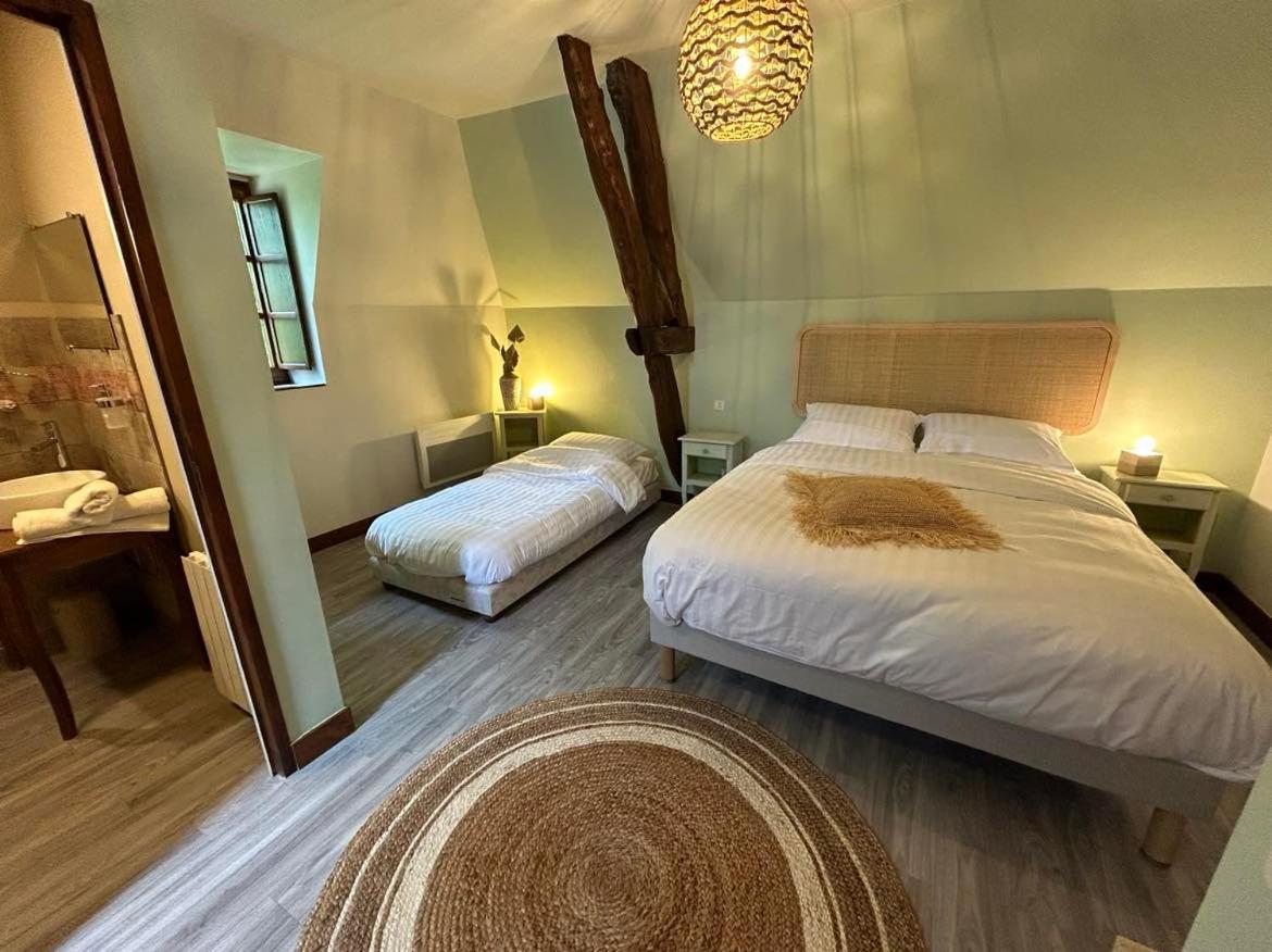 Demeure Du Vallon - Chambres D'Hotes De Charme Azerat Dış mekan fotoğraf